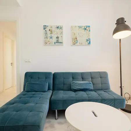 Apartment First-line Beach, Terrace And Pool With Incredible Sea Views, New Golden Mile